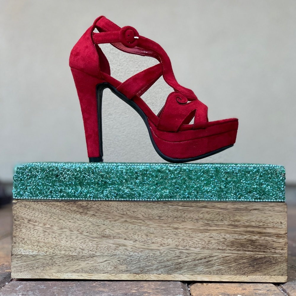 NIB Ruby Red Chunky Heel Peep Toe Platform Sandals - Picture 2 of 6